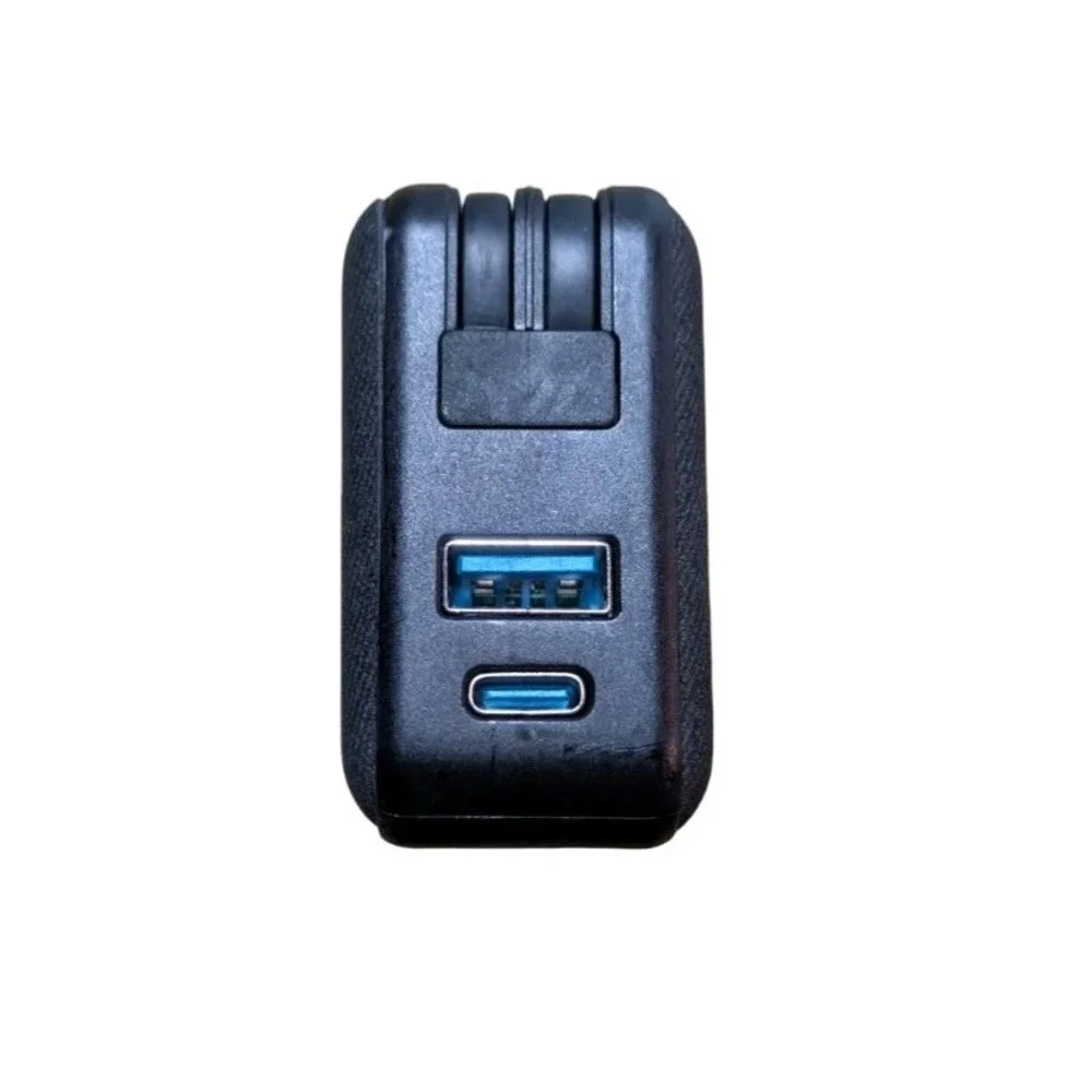 R3-U myCharge 10,000‎ mAh Portable Charger for USB-C and Apple Devices Black ⬇